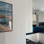 Sunlight - Free Parking & Balcony Apartament Zadar
