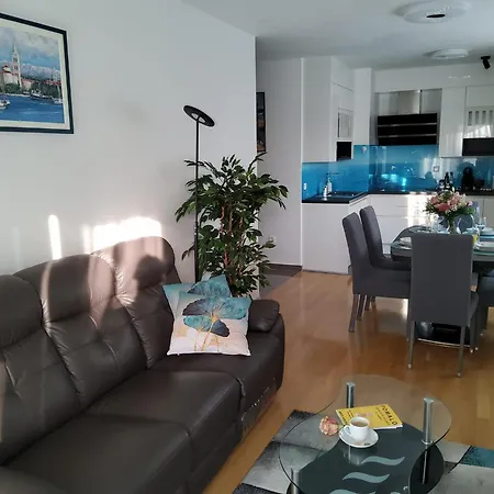 Sunlight - Free Parking & Balcony Διαμέρισμα Ζαντάρ