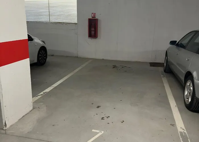 Sunlight - Free Parking & Balcony